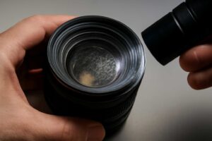 中古レンズのカビの見分け方を徹底解説！購入前に確認したいチェックポイントと失敗しない選び方